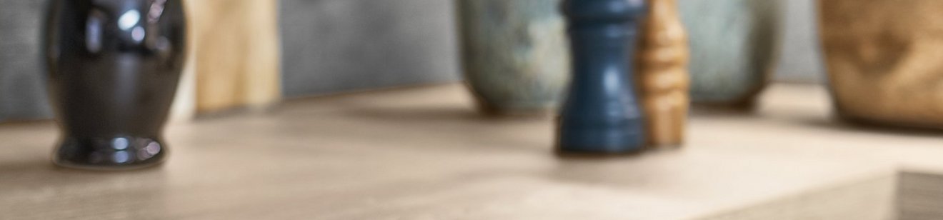 What to choose – kitchen units with or without handles?